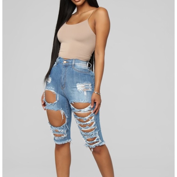 Lost At Sea Shorts - Picture 2 of 3